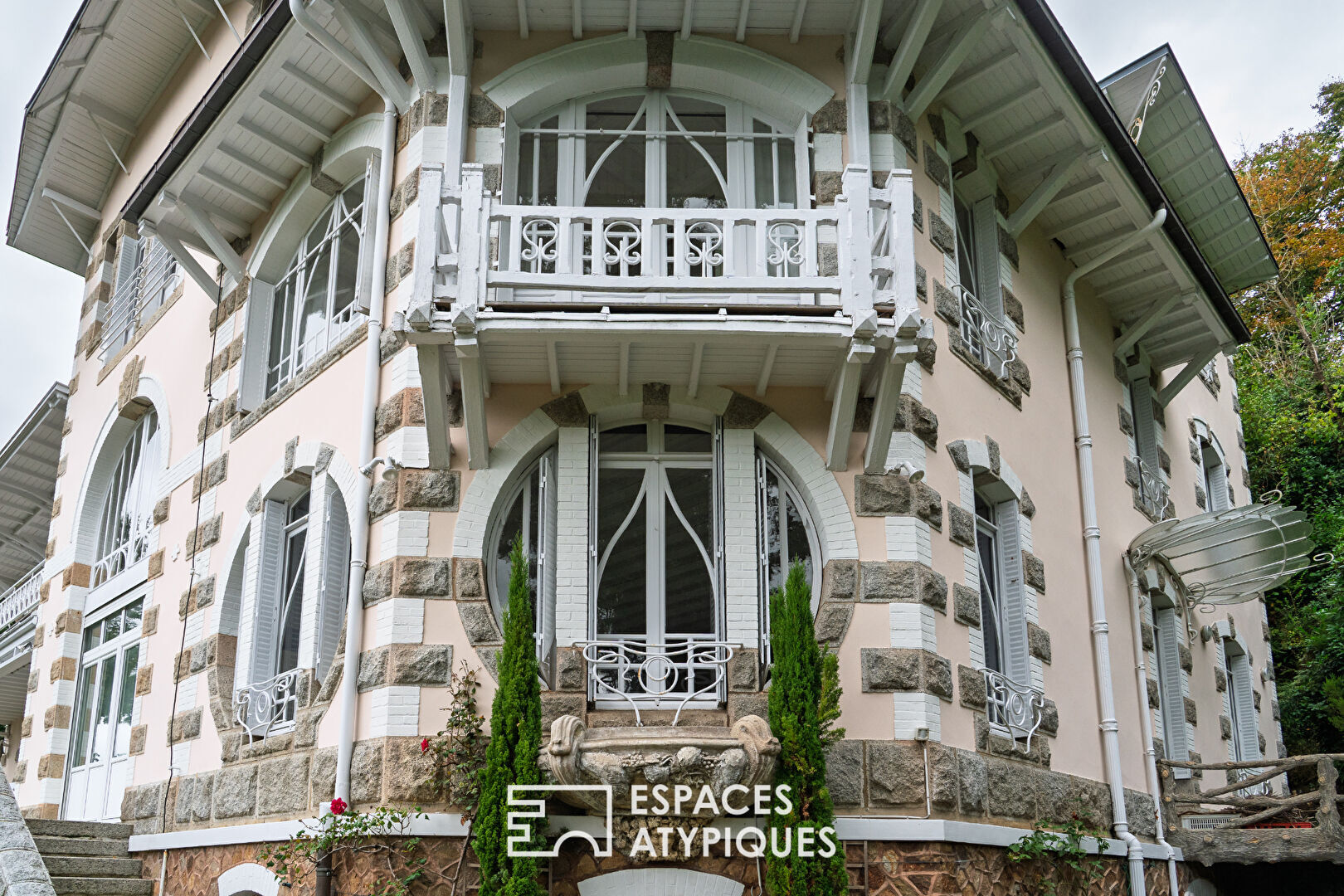 Demeure Art nouveau en baie de Morlaix