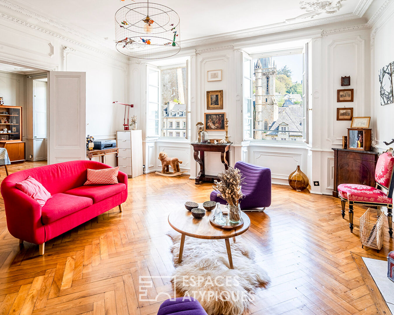L’élégance d’un appartement style haussmannien avec jardin privé