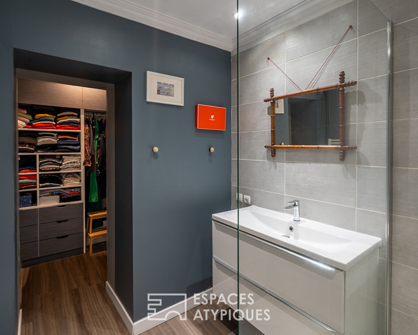 L’élégance d’un appartement style haussmannien avec jardin privé