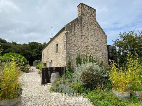 Moulin du XVIIème siècle réinventé entre terre et mer