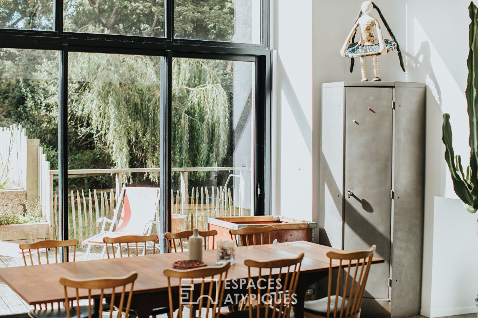 Moulin du XVIIème siècle réinventé entre terre et mer