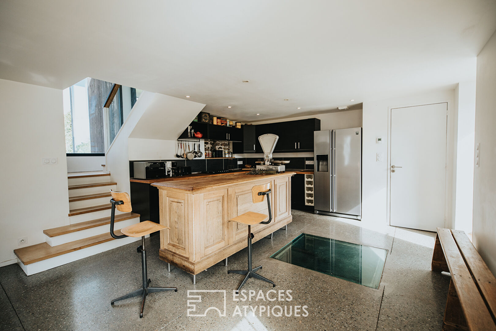 Moulin du XVIIème siècle réinventé entre terre et mer