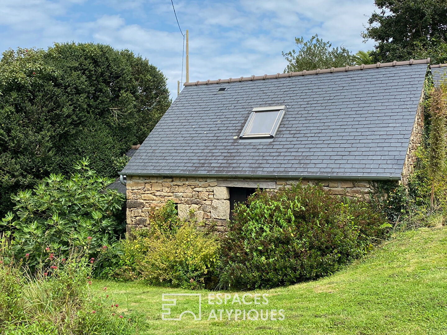 Moulin du XVIIème siècle réinventé entre terre et mer