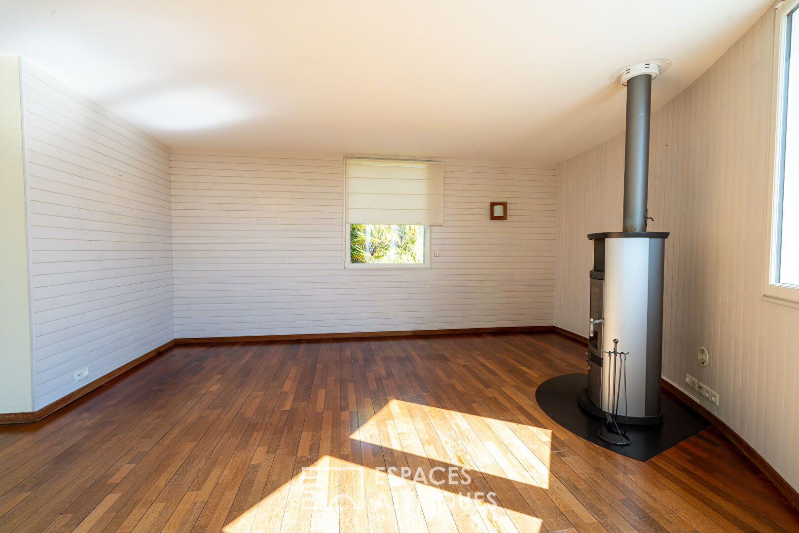 Une maison d&rsquo;architecte, face à la mer