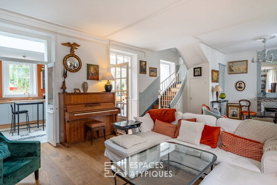 Maison bourgeoise et sa dépendance de charme subtilement rénovées