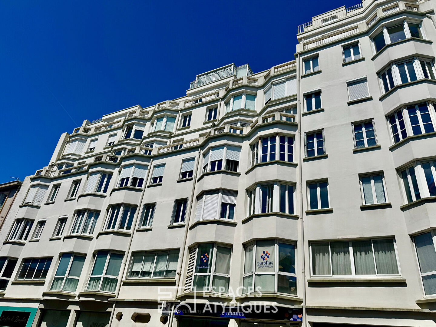 Duplex atypique au coeur du Triangle d’Or