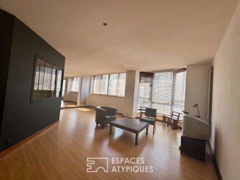 Duplex atypique au coeur du Triangle d’Or