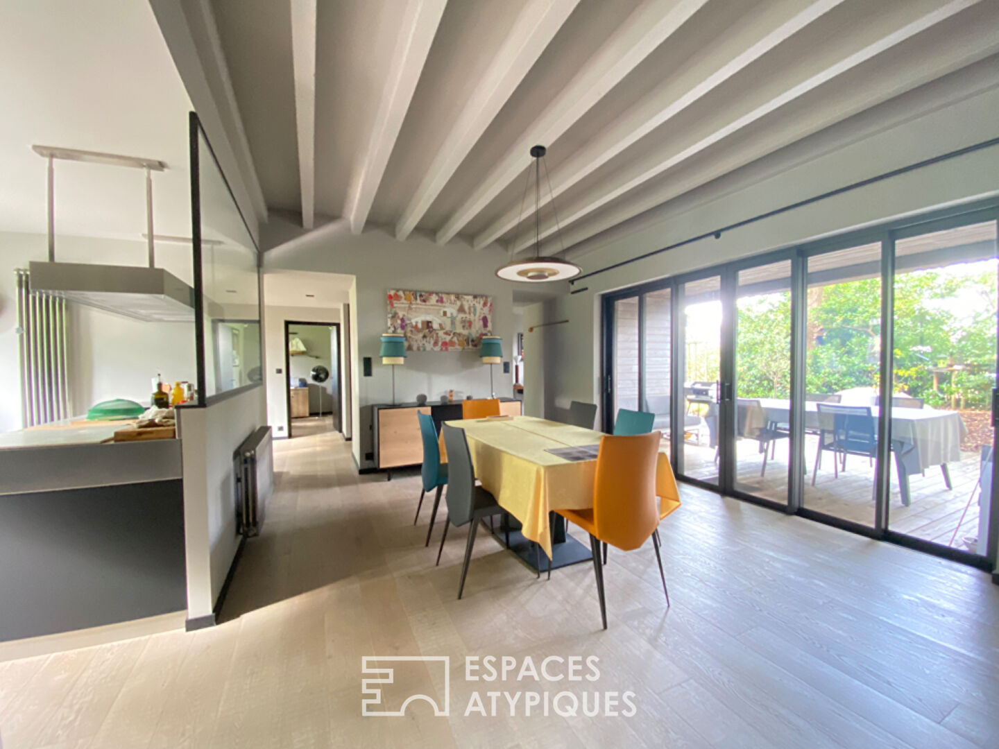 Villa d&rsquo;architecte confidentielle au coeur du Cabellou