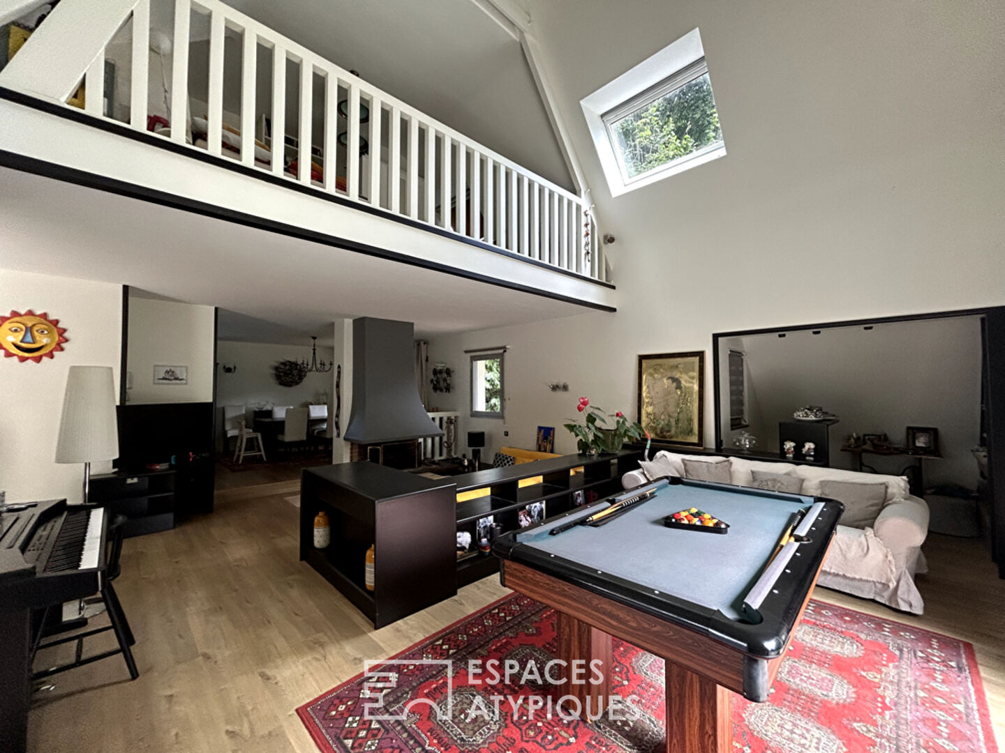 Maison d’architecte aux volumes généreux et jardin intimiste