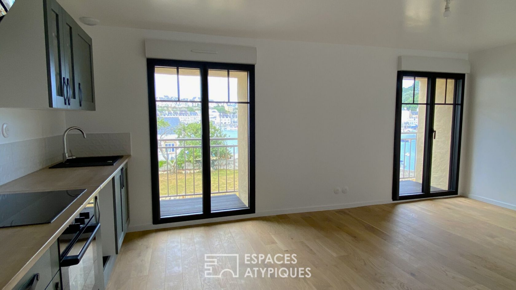 Appartement lumineux avec vue sur le port