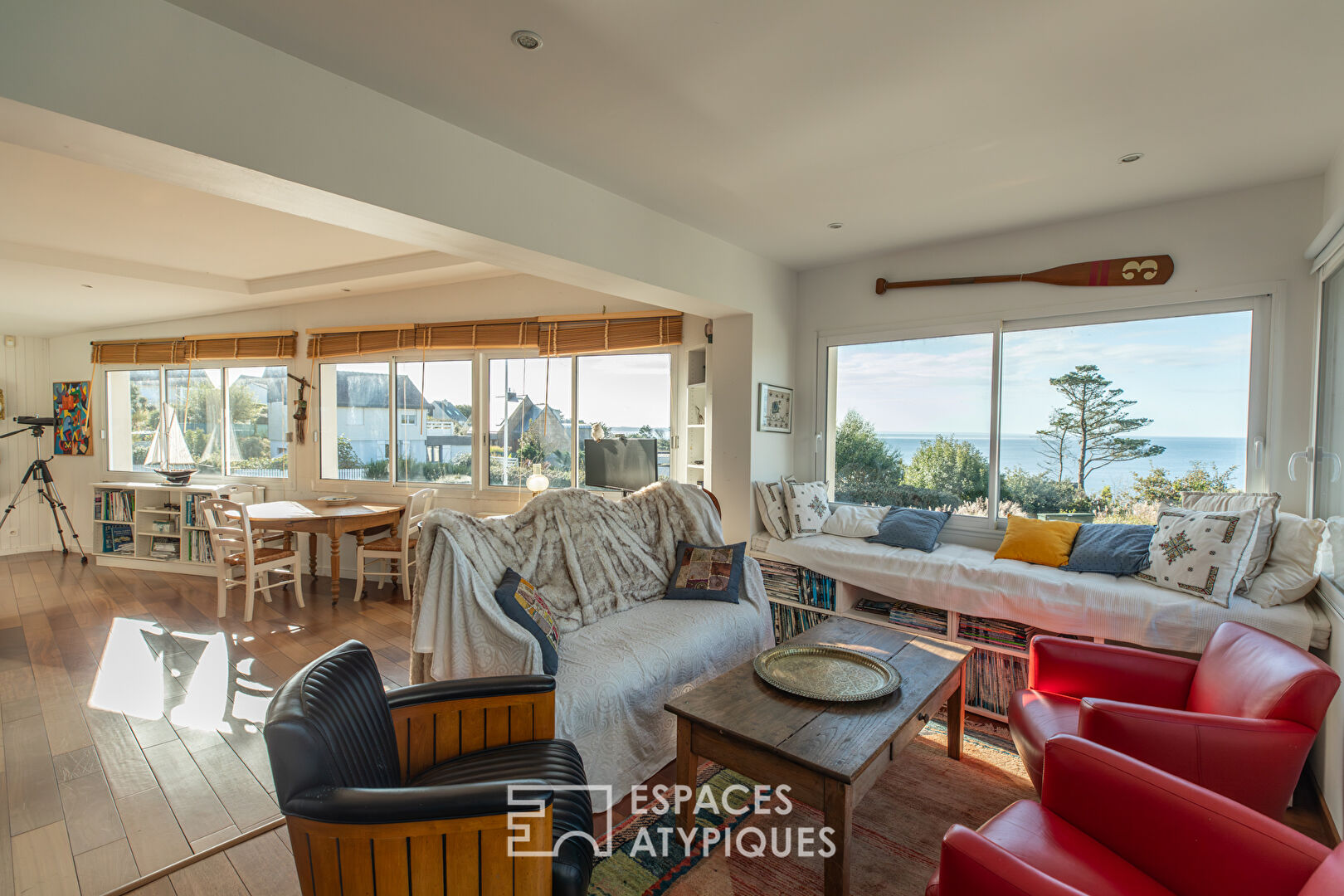1930s seaside home with garden and pool