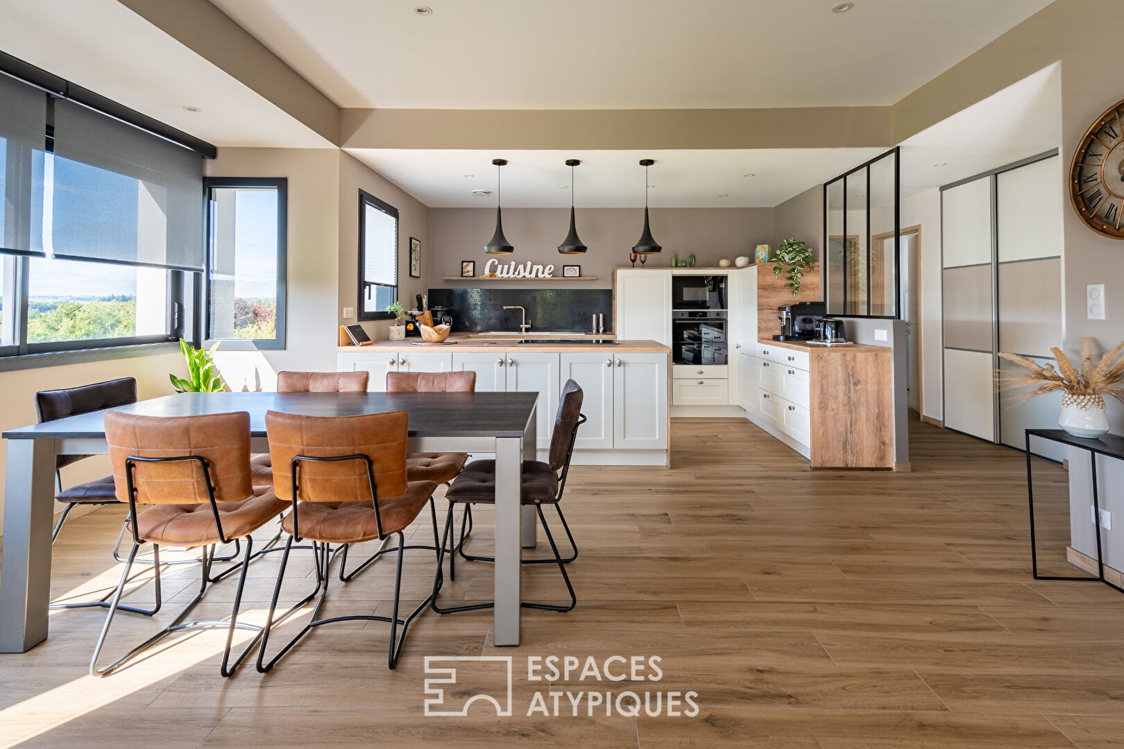 Maison d’architecte de plain-pied aux prestations soignées