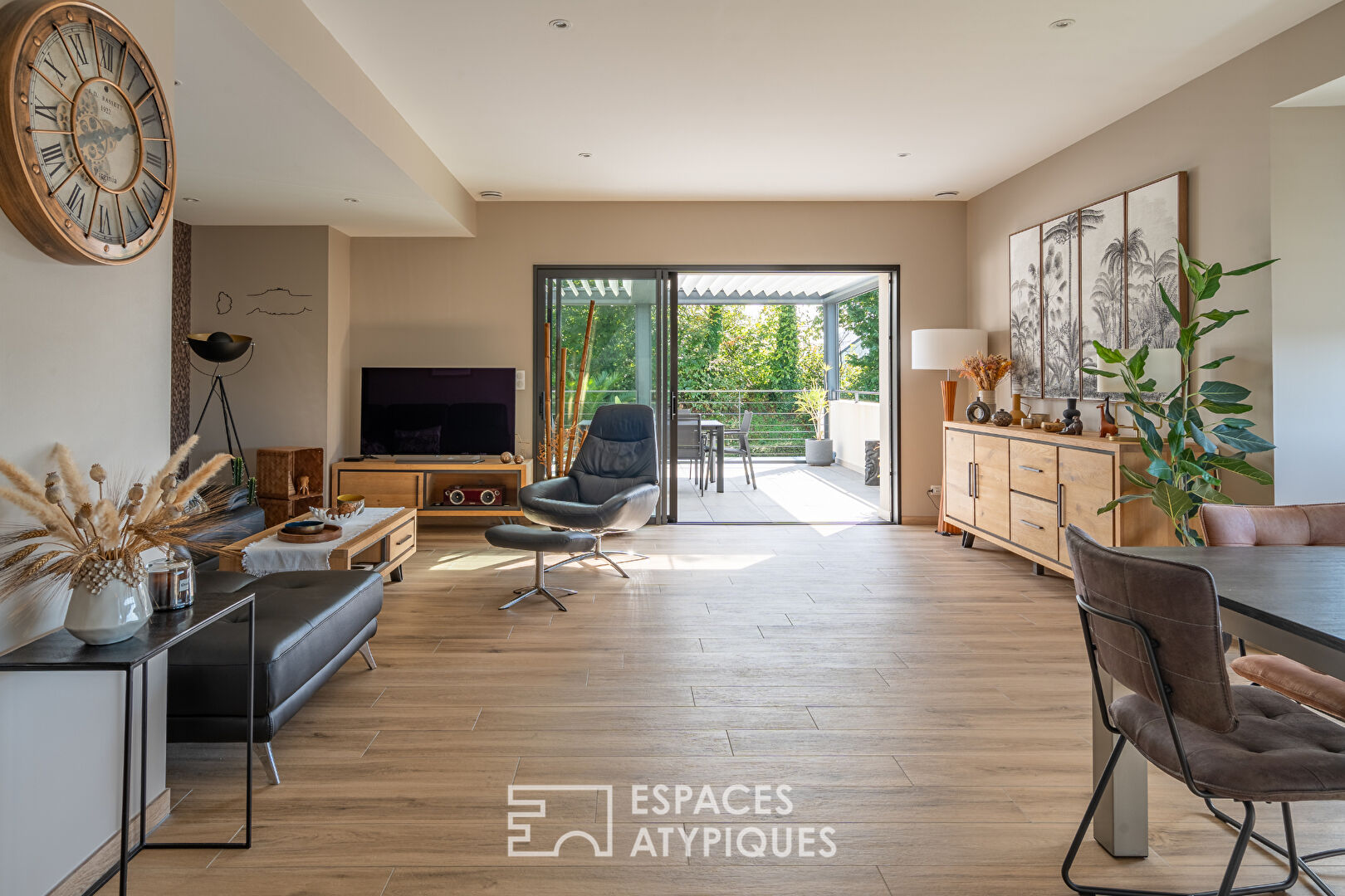 Maison d’architecte de plain-pied aux prestations soignées