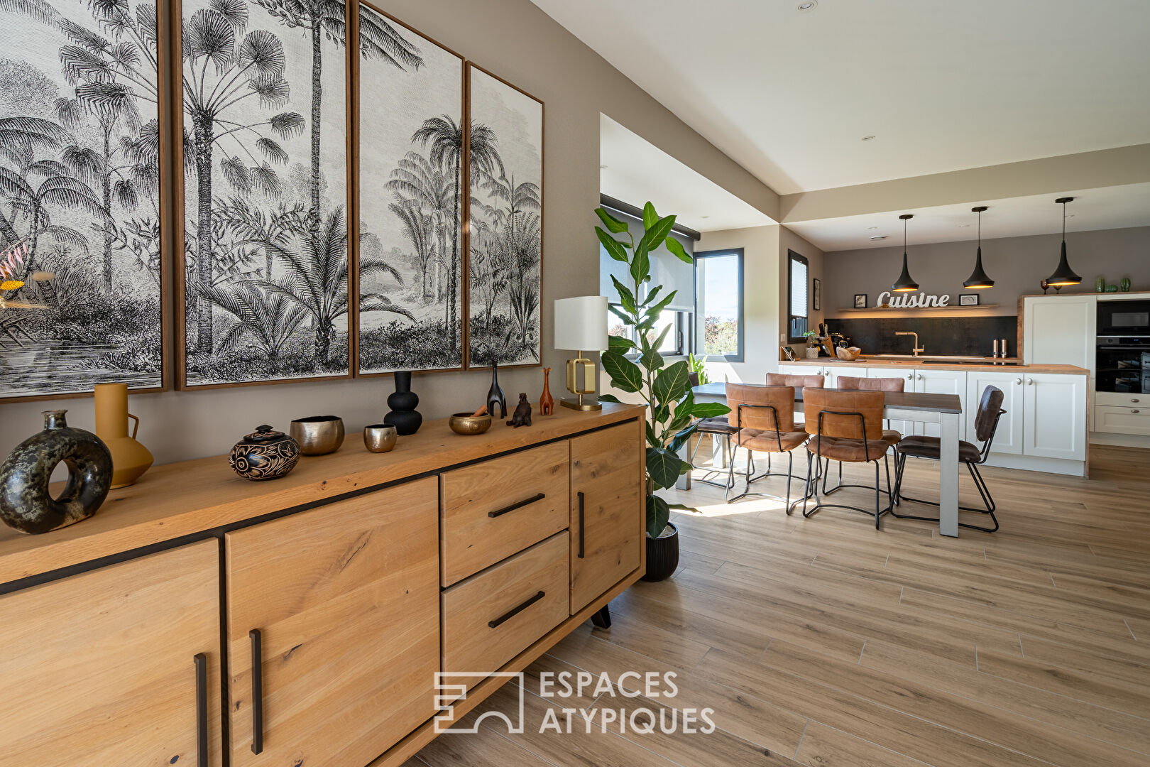 Maison d’architecte de plain-pied aux prestations soignées