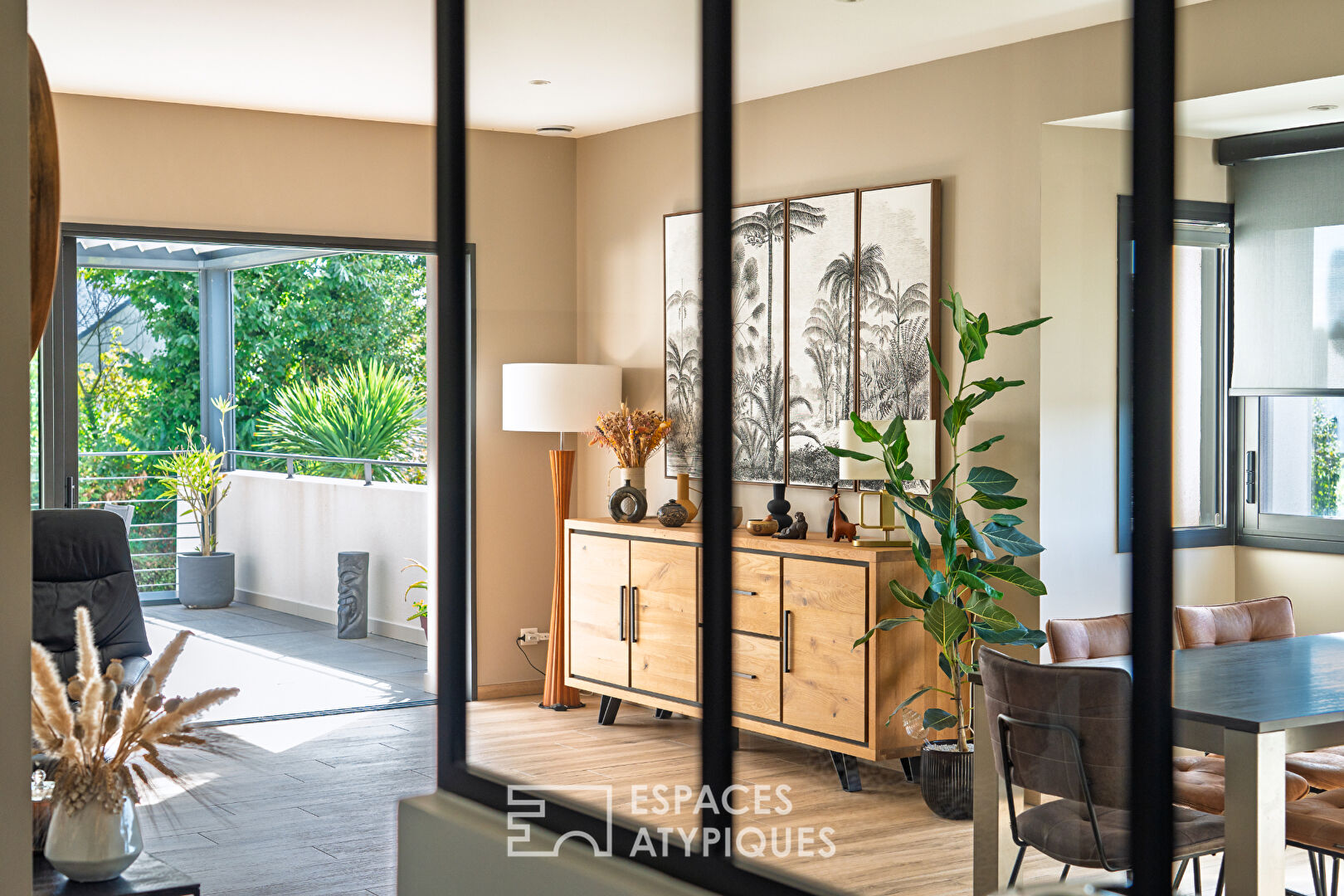 Maison d’architecte de plain-pied aux prestations soignées