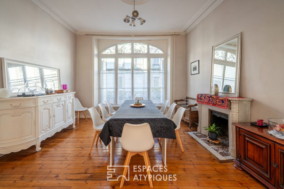 Maison de Maître en coeur de ville avec jardin