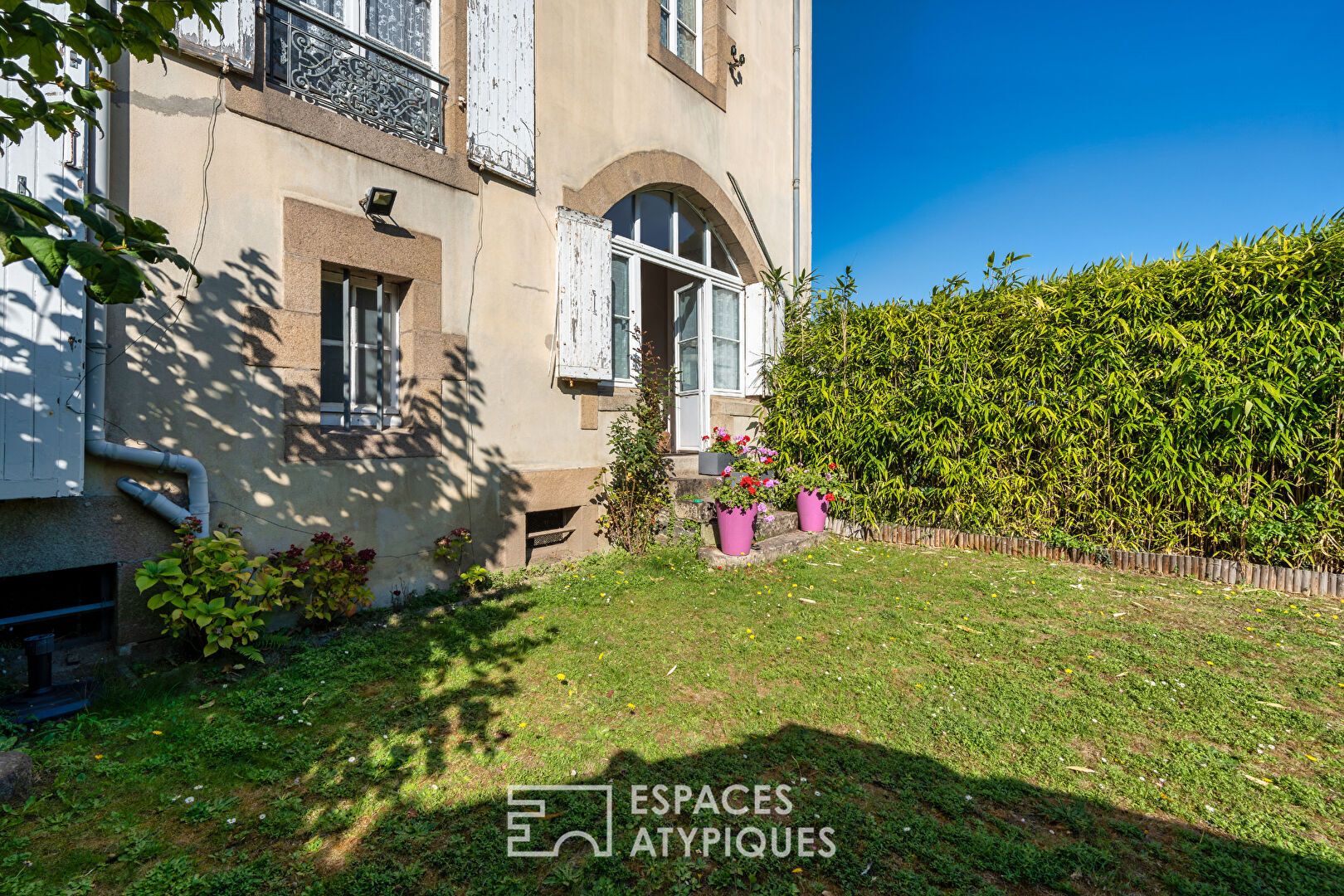 Maison de Maître en coeur de ville avec jardin