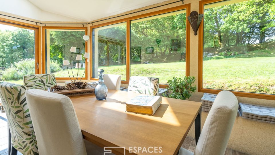 Demeure authentique avec piscine dans son cadre  champêtre