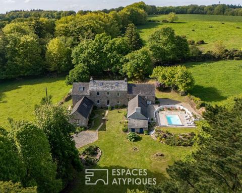 Corps de ferme authentique avec piscine dans son cadre  champêtre