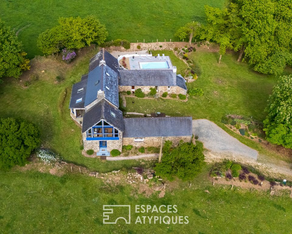 Demeure authentique avec piscine dans son cadre  champêtre