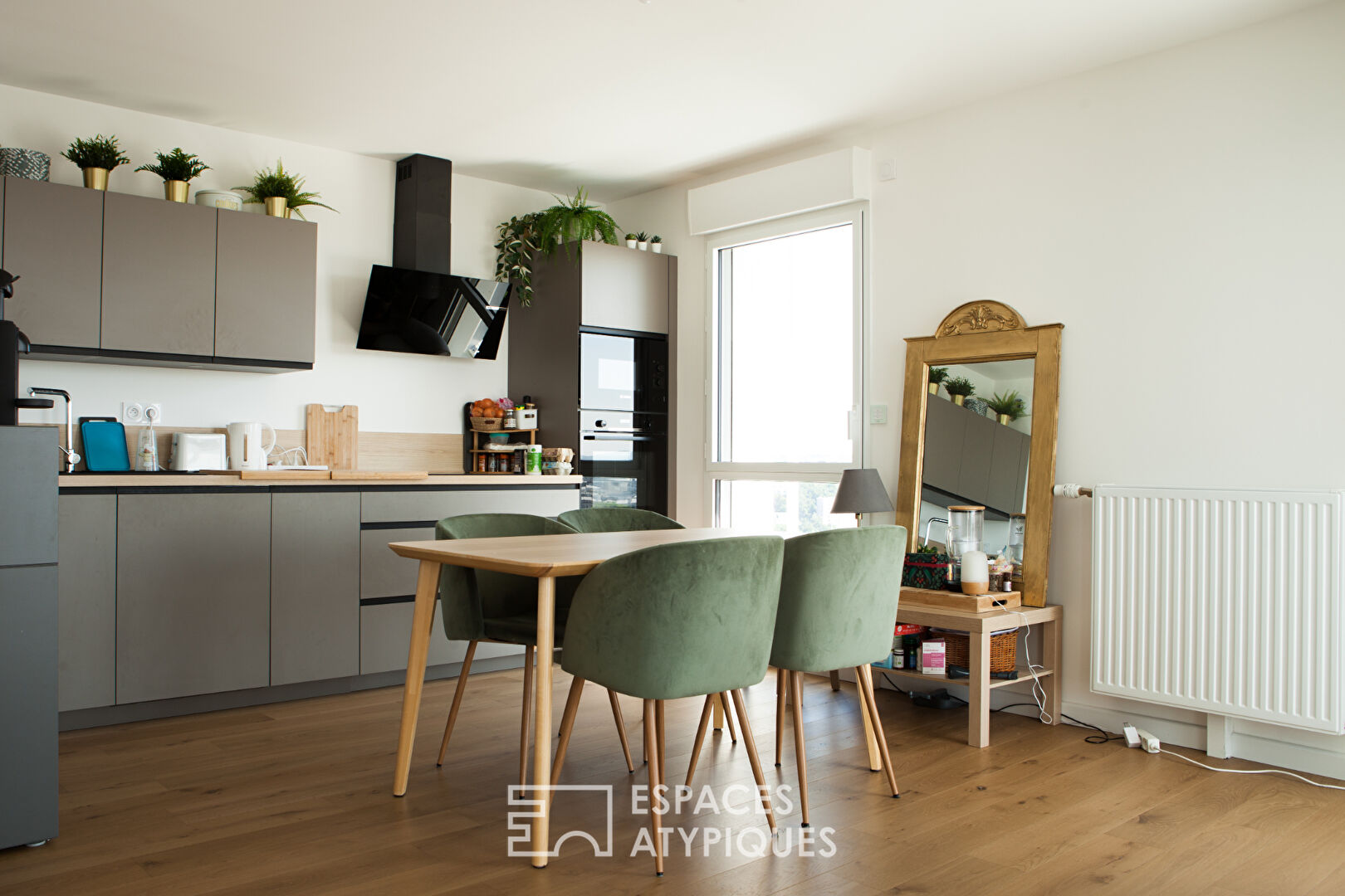 Appartement contemporain vue mer