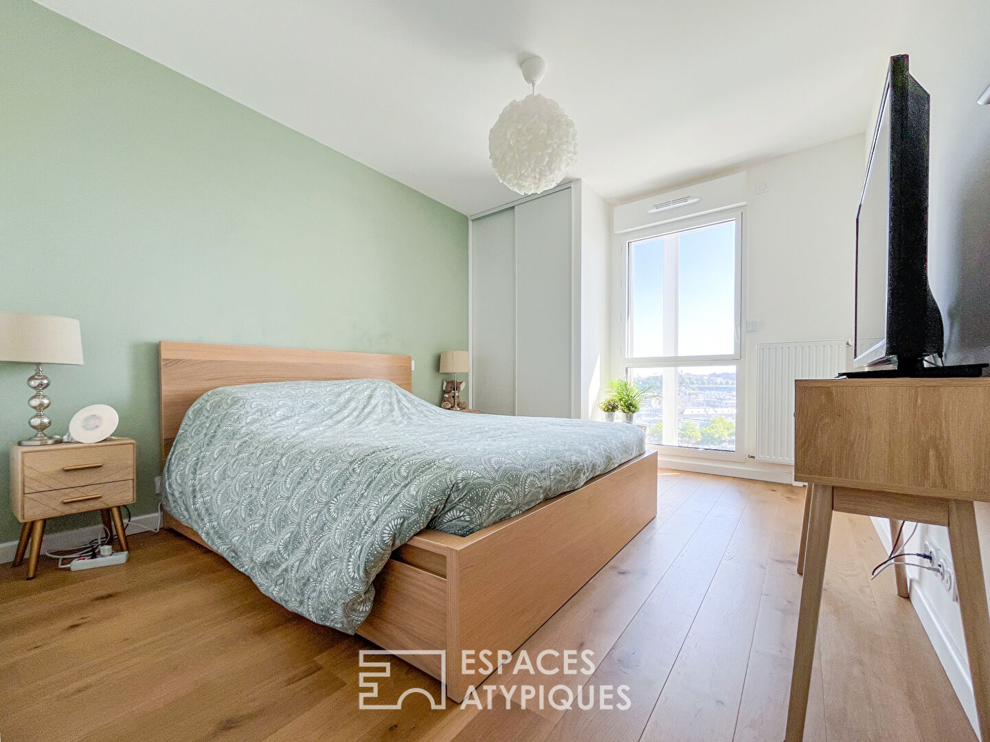 Lignes modernes et panorama d’exception