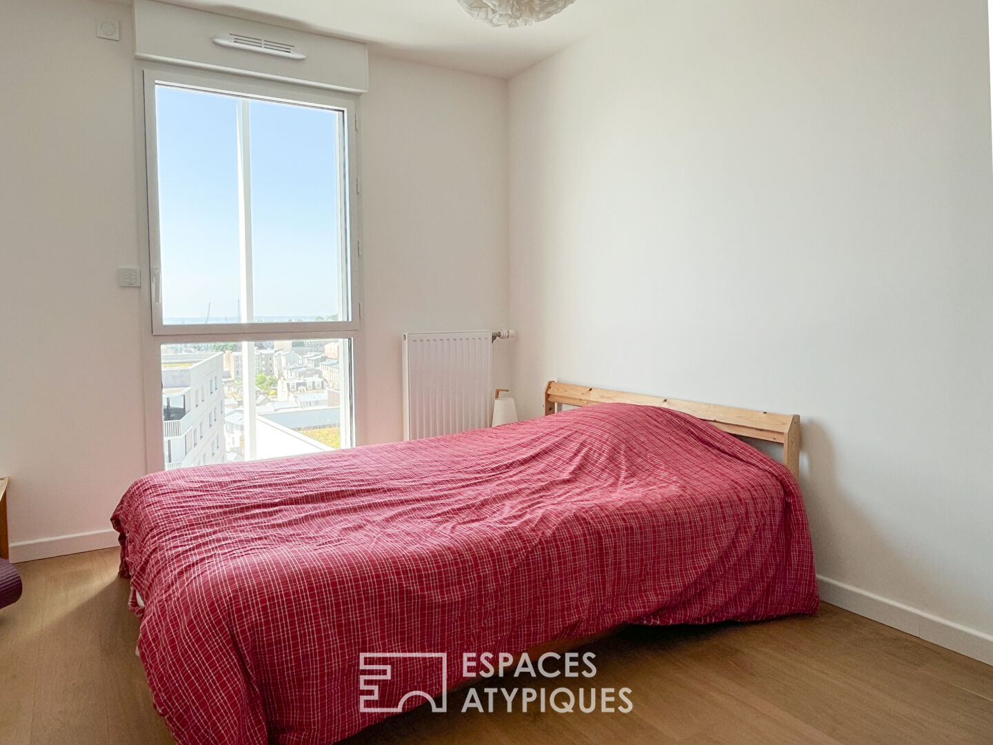 Lignes modernes et panorama d’exception