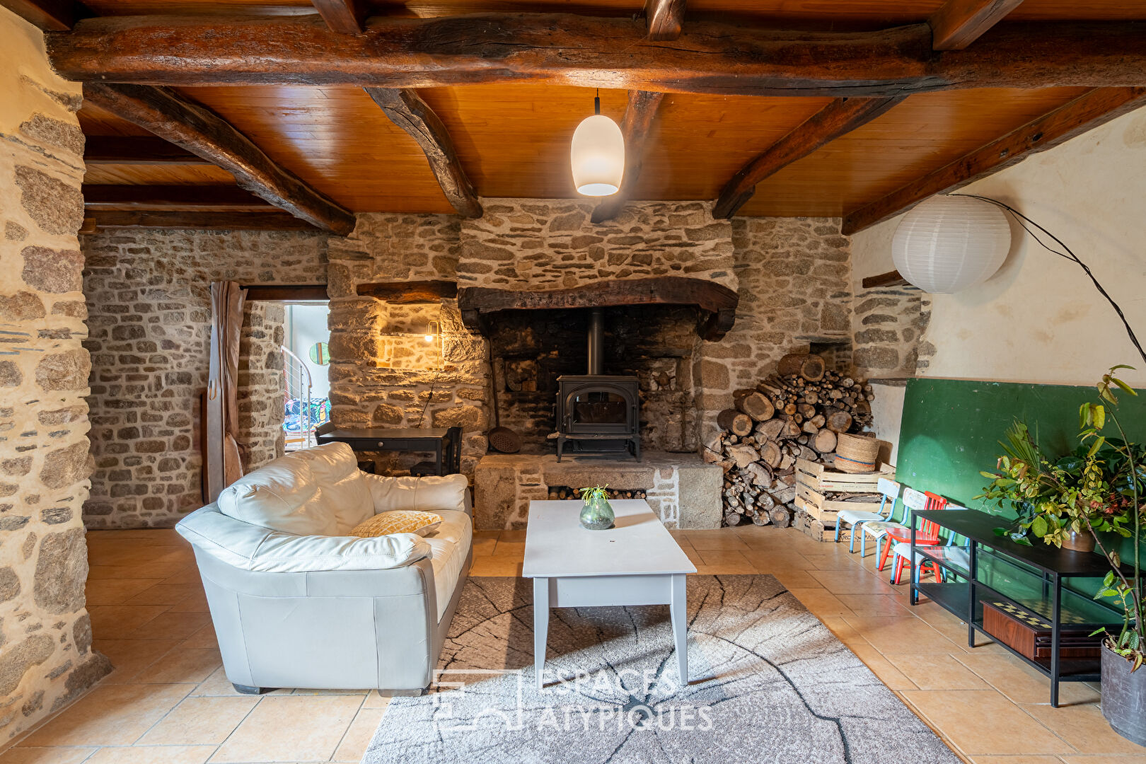 Refuge d’Authenticité : Ancienne Maison de Tisserand au Coeur des Monts d’Arrée