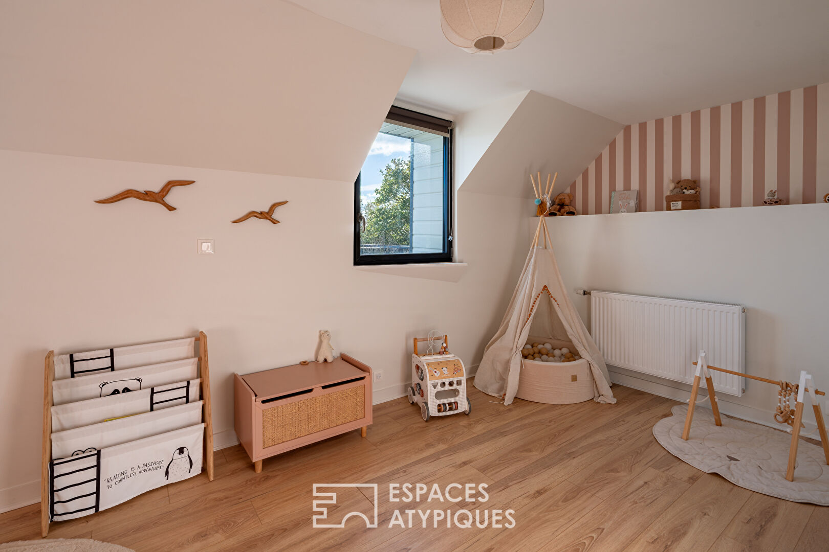 Maison lumineuse rénovée avec vue dégagée  sur la nature