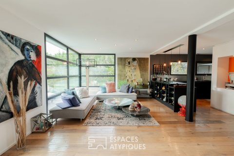 Lumière, design et nature : une création d’architecte atypique