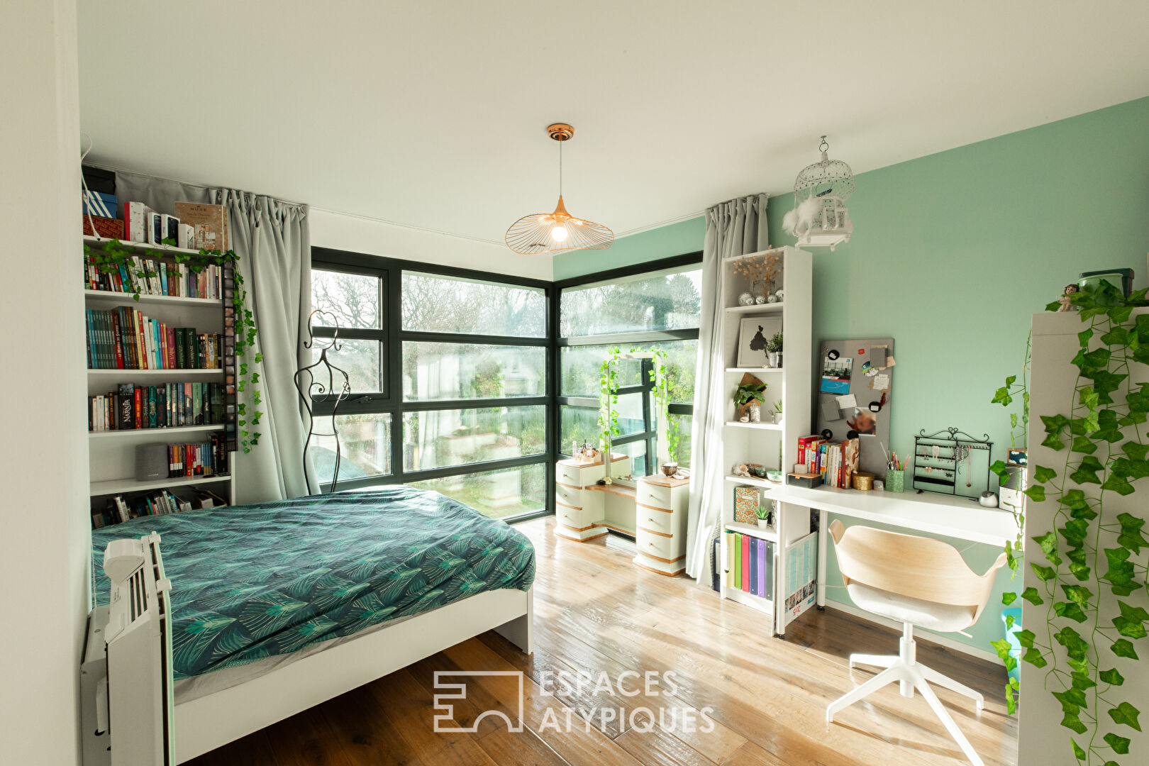 Lumière, design et nature : une création d’architecte atypique