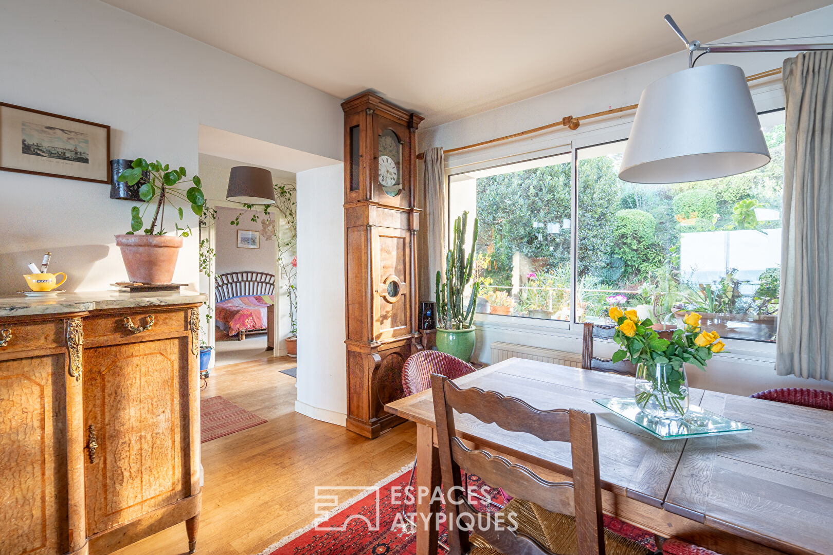 House with panoramic sea view