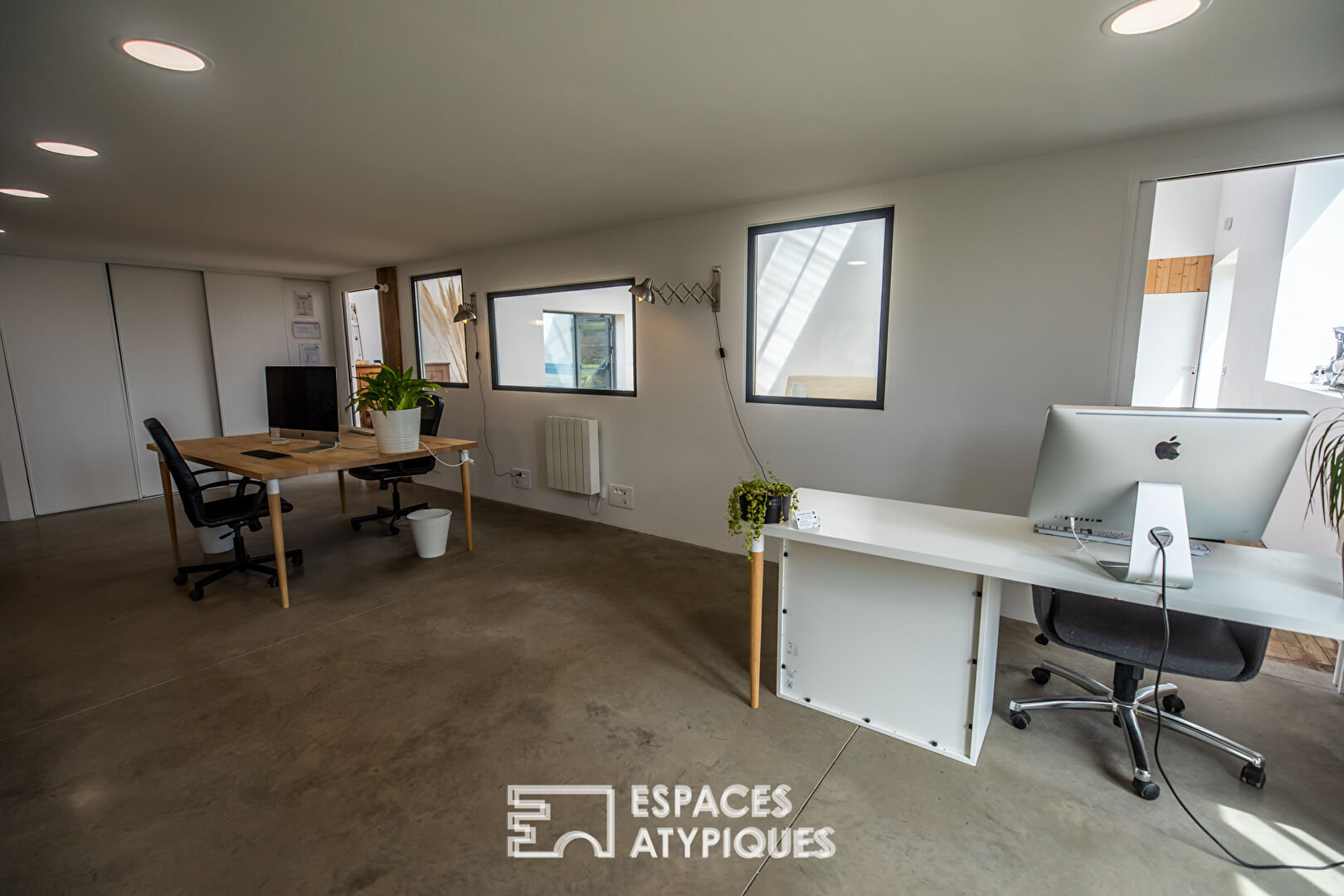 Architecture industrielle et liberté de création en bord de mer