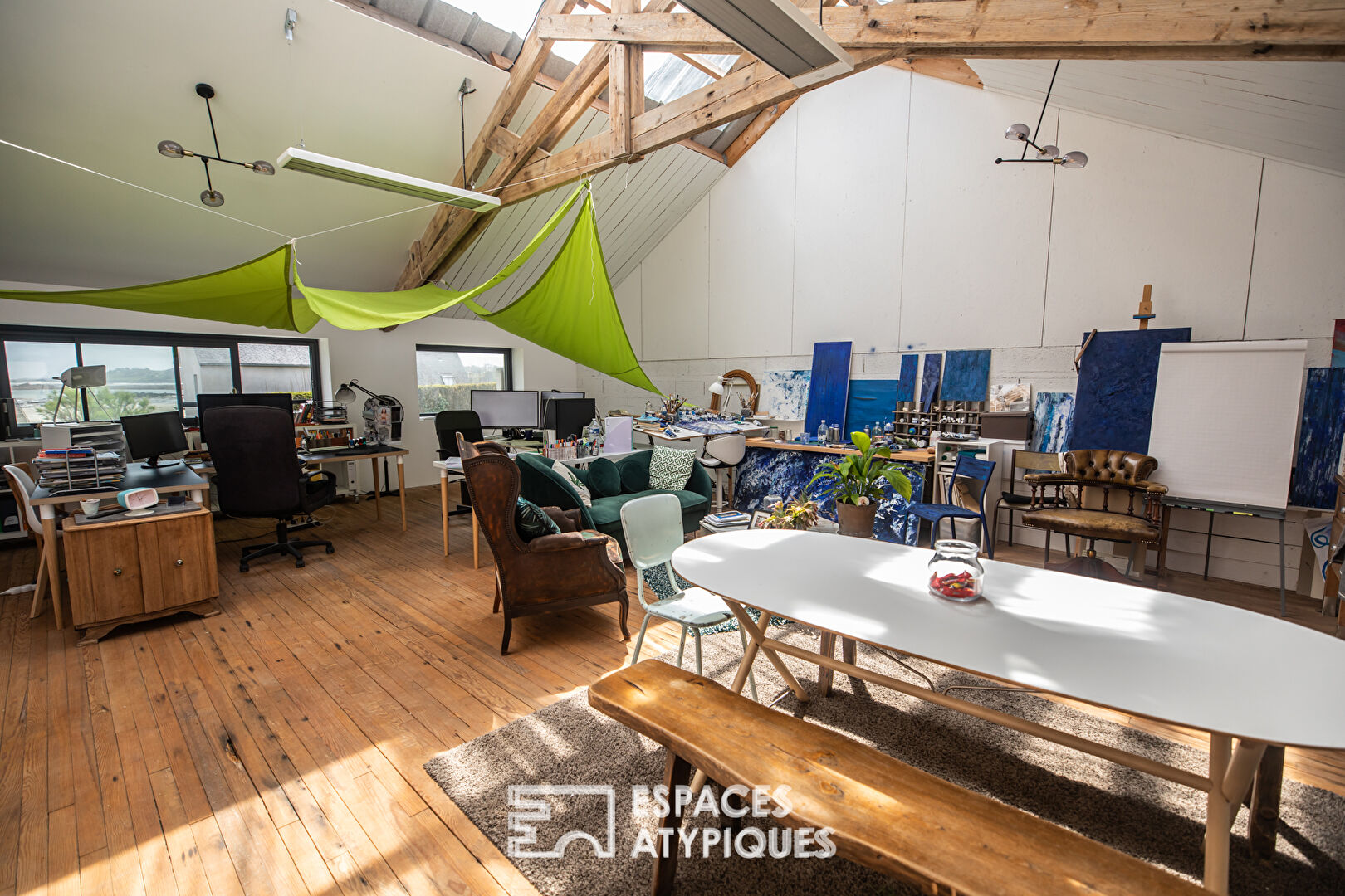 Architecture industrielle et liberté de création en bord de mer