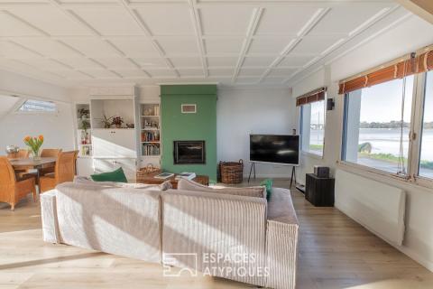 Maison atypique en bord de mer