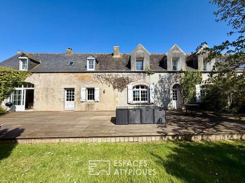 Longère de caractère à proximité immédiate des plages de Carantec