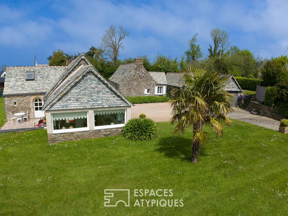 Authentique corps de ferme en bord de mer