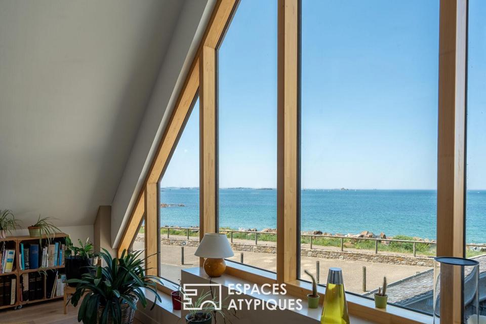 Face à la mer, une adresse singulière aux multiples possibilités