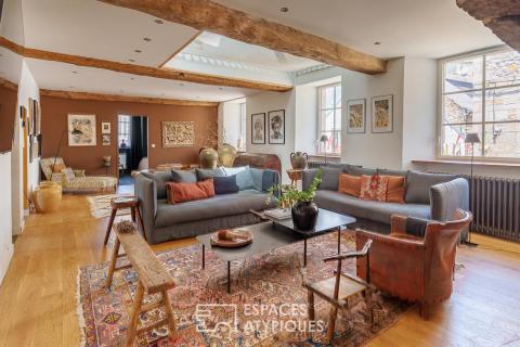 Lieu de vie atypique avec terrasse