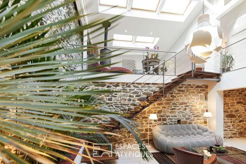 Duplex loft with terrace to the Capucins