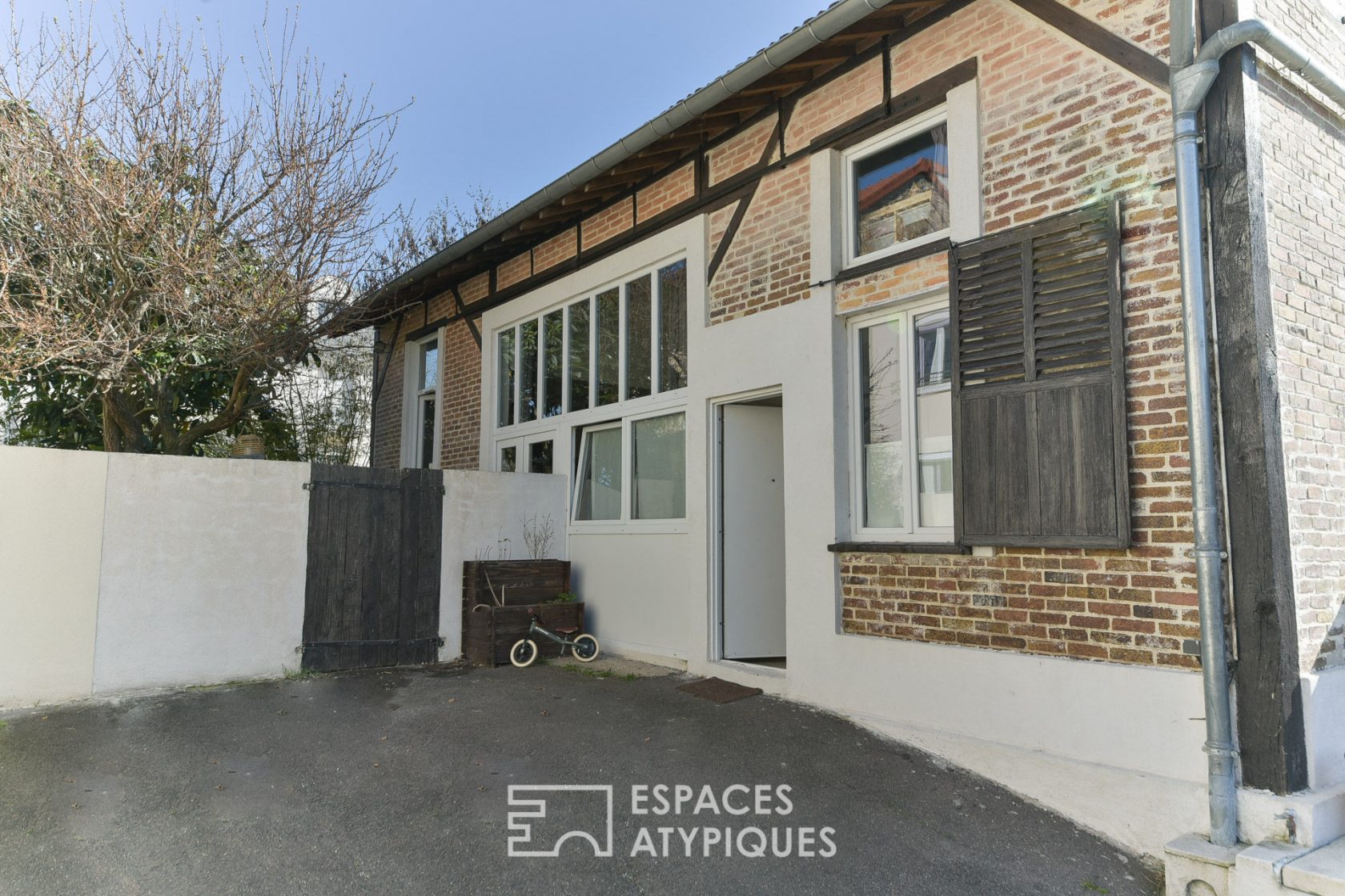 The old carpentry rehabilitated – Maison Loft