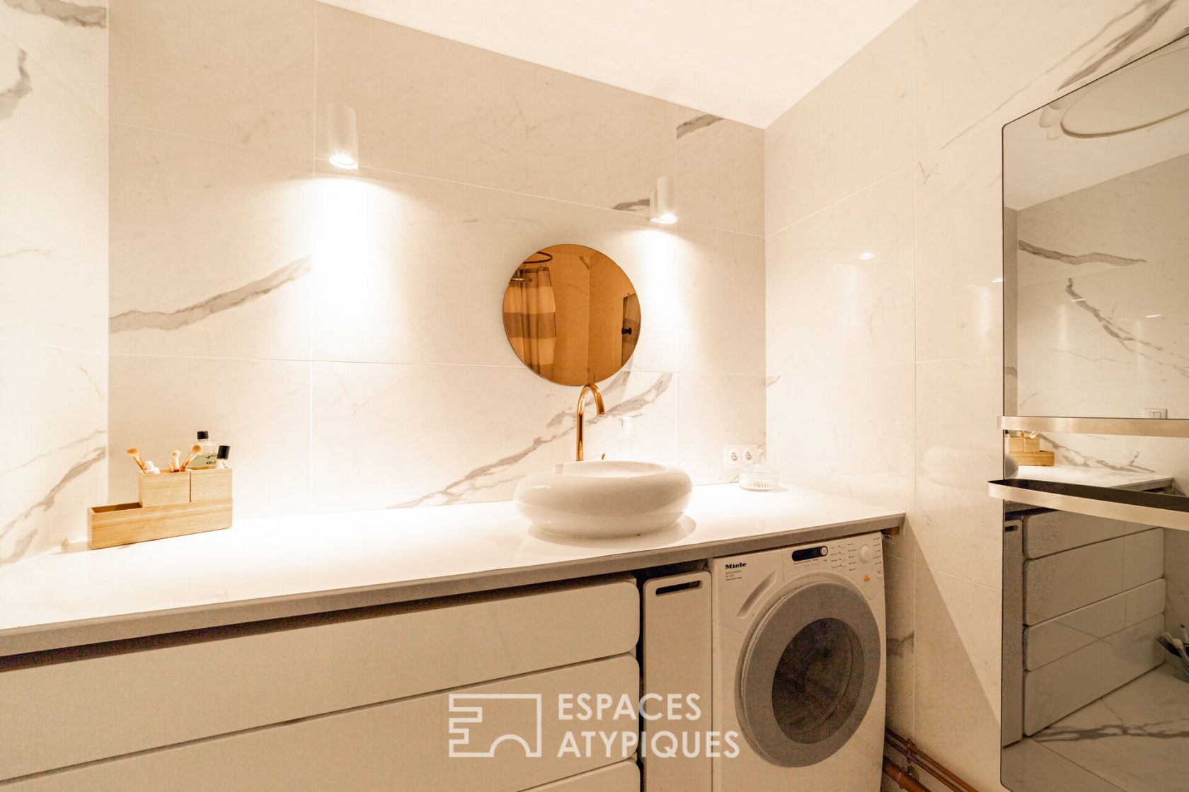 Appartement, ambiance Scandinave avec terrasse, vue sur le Mont Valérien