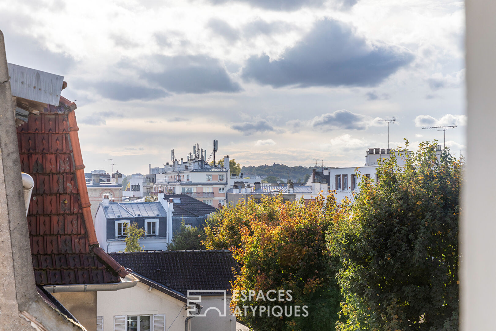 Appartement au dernier étage dans maison Bourgeoise