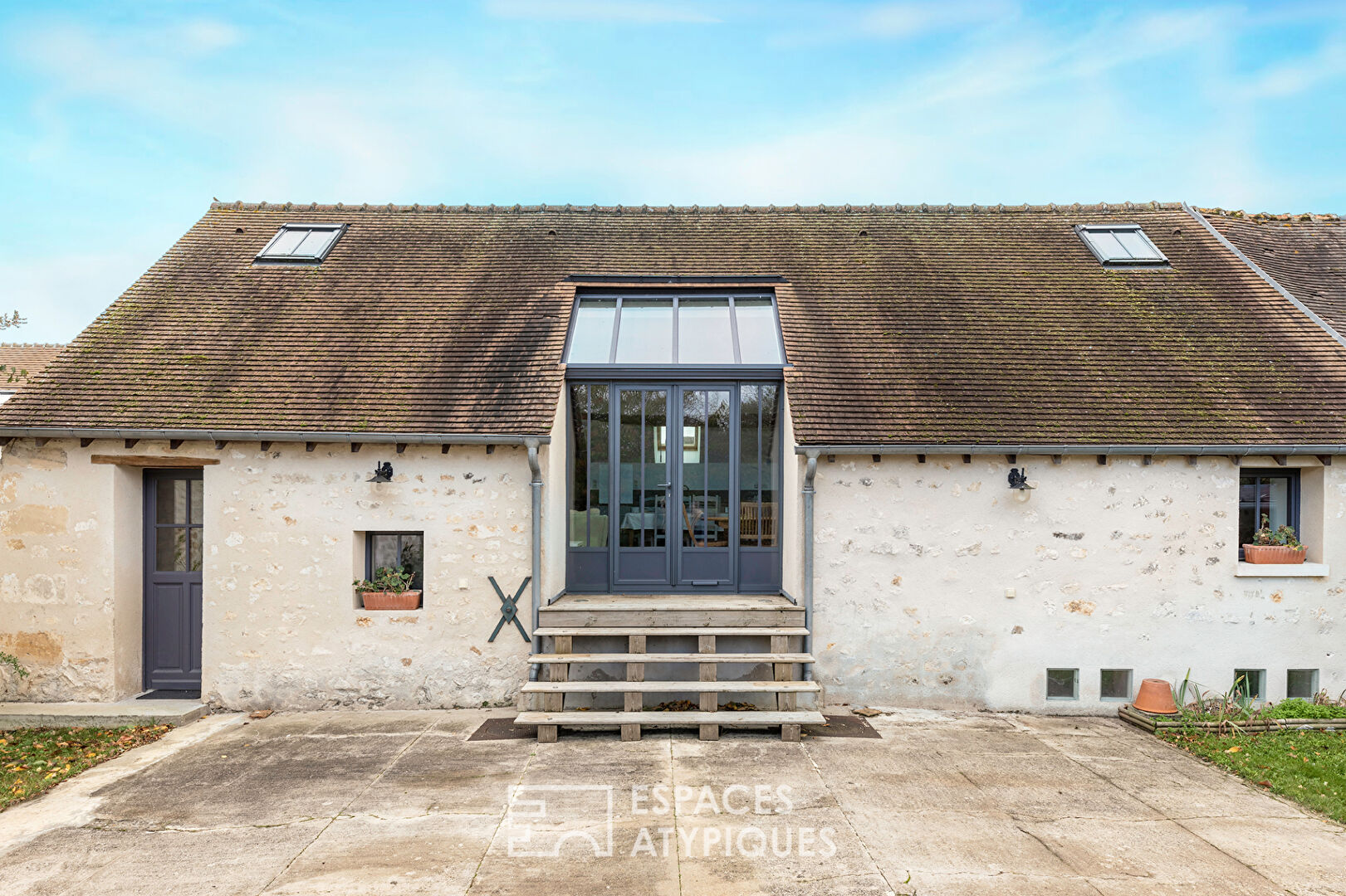 Former cider house, artist’s loft and his dwelling house.