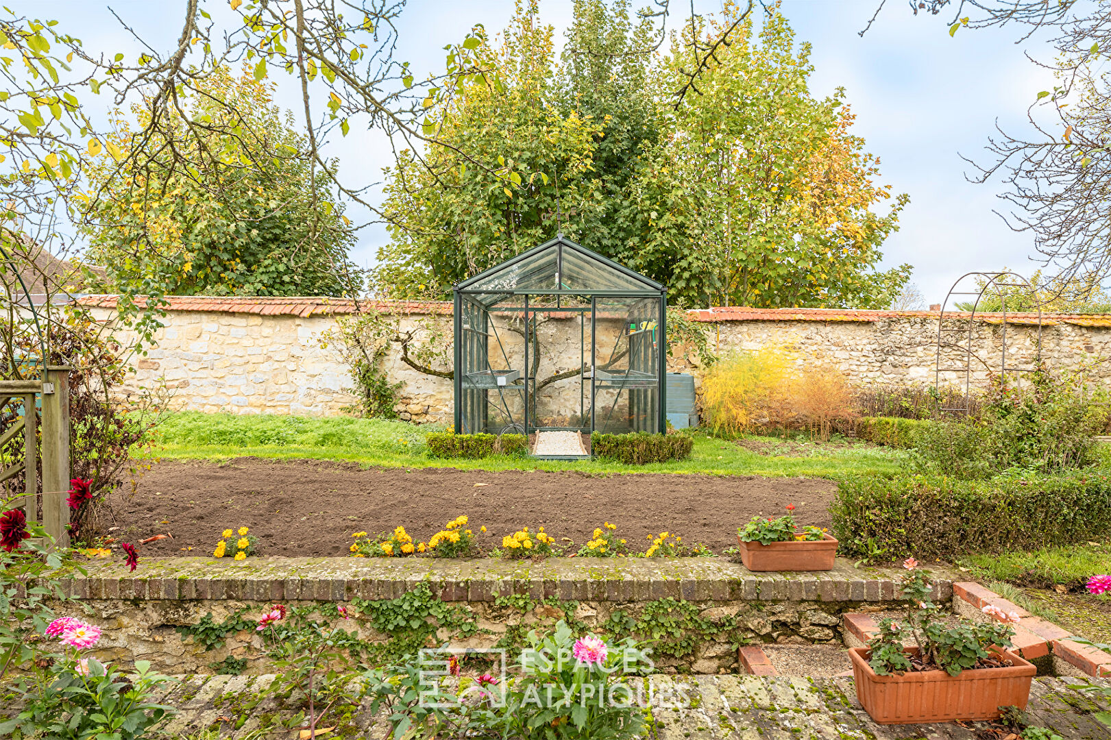 Duo inattendu entre un loft contemporain et une maison fin XIX eme….