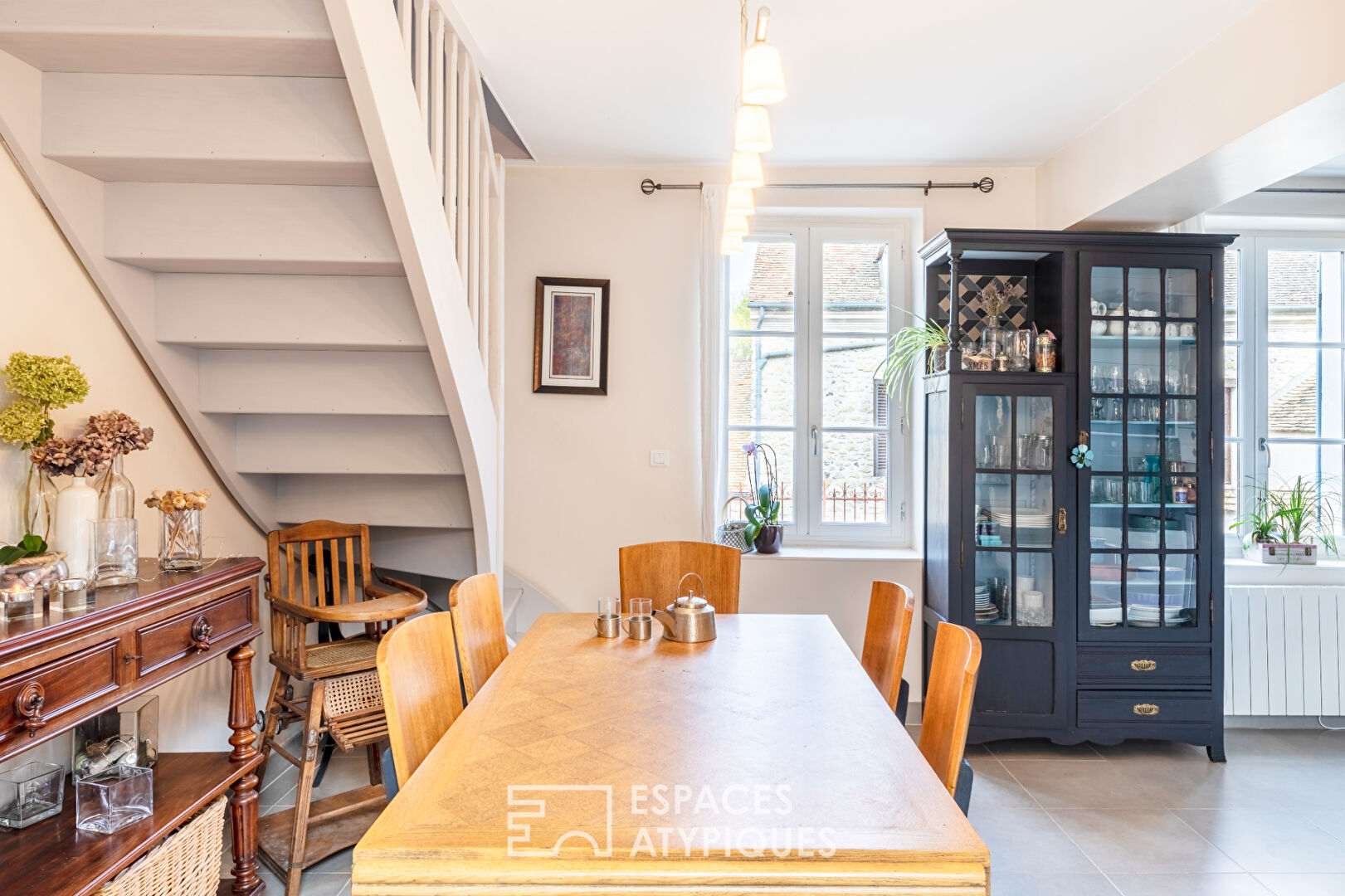 Like a holiday air – Chiselled stone property