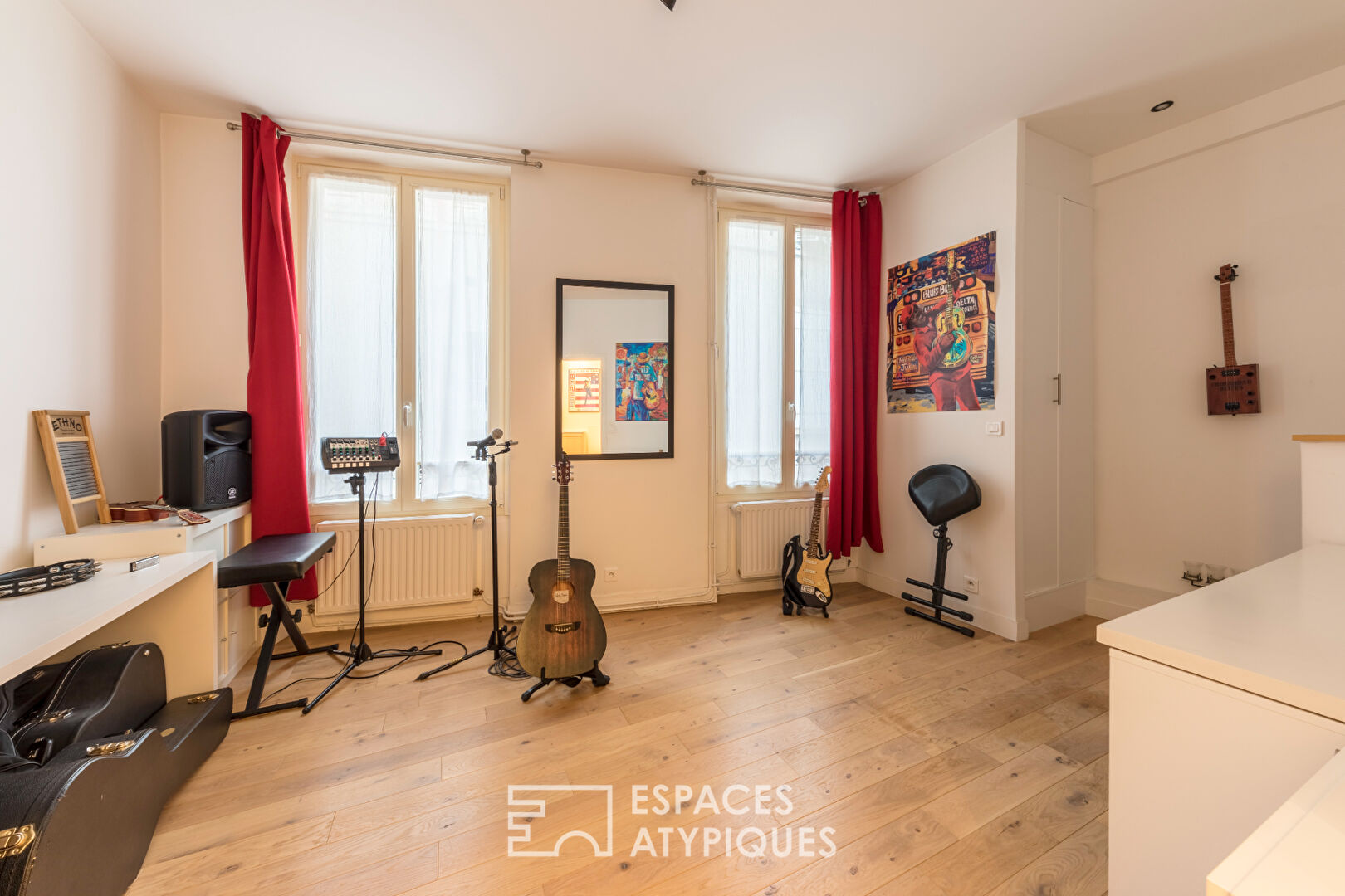 Magnifique appartement, type Duplex, esprit maison en plein centre historique