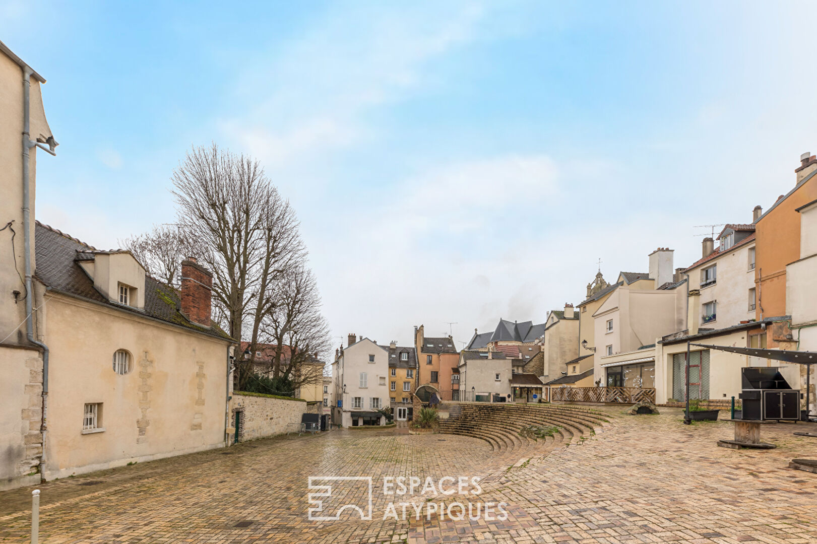 Magnifique appartement, type Duplex, esprit maison en plein centre historique
