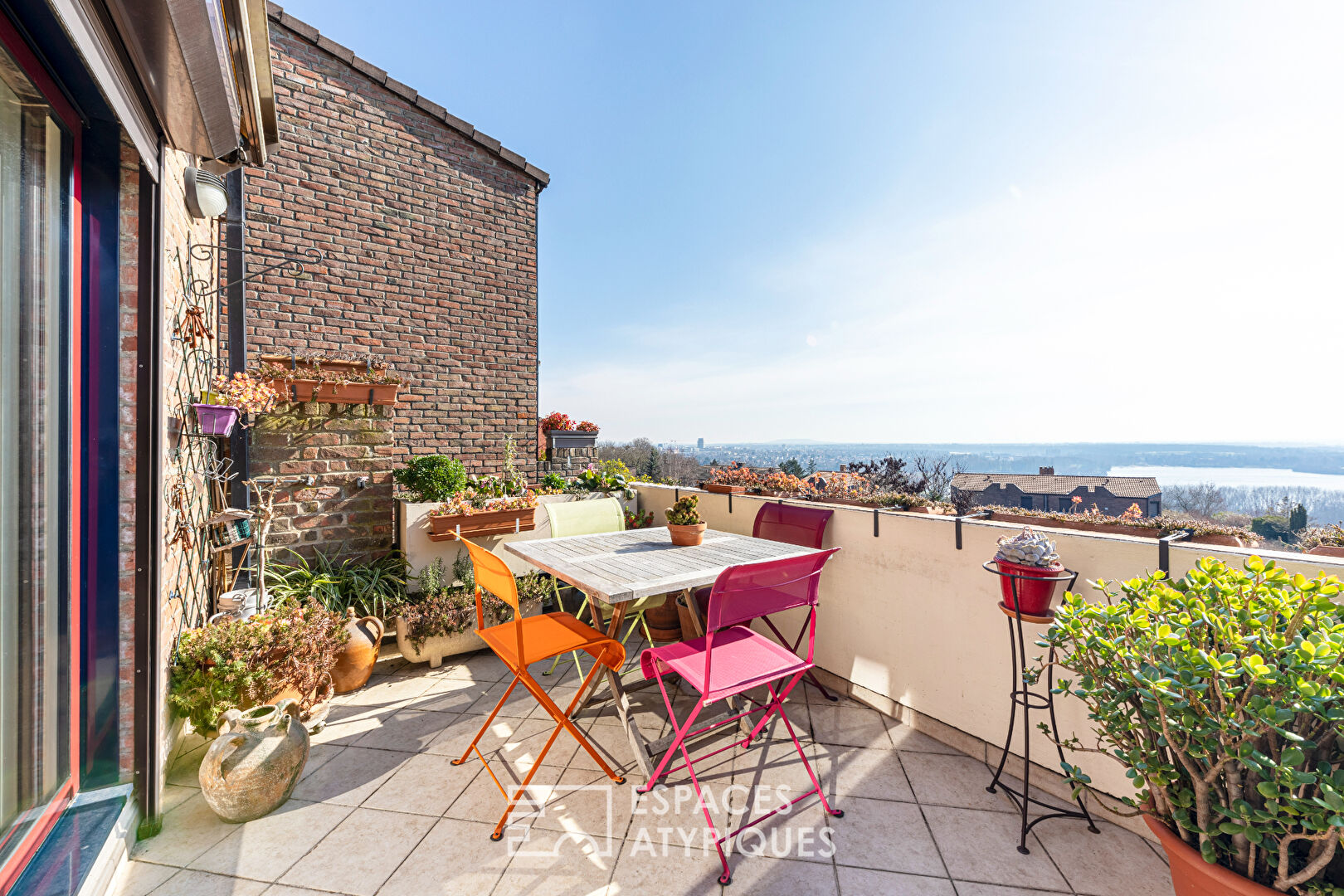 Le duplex à la vue interminable