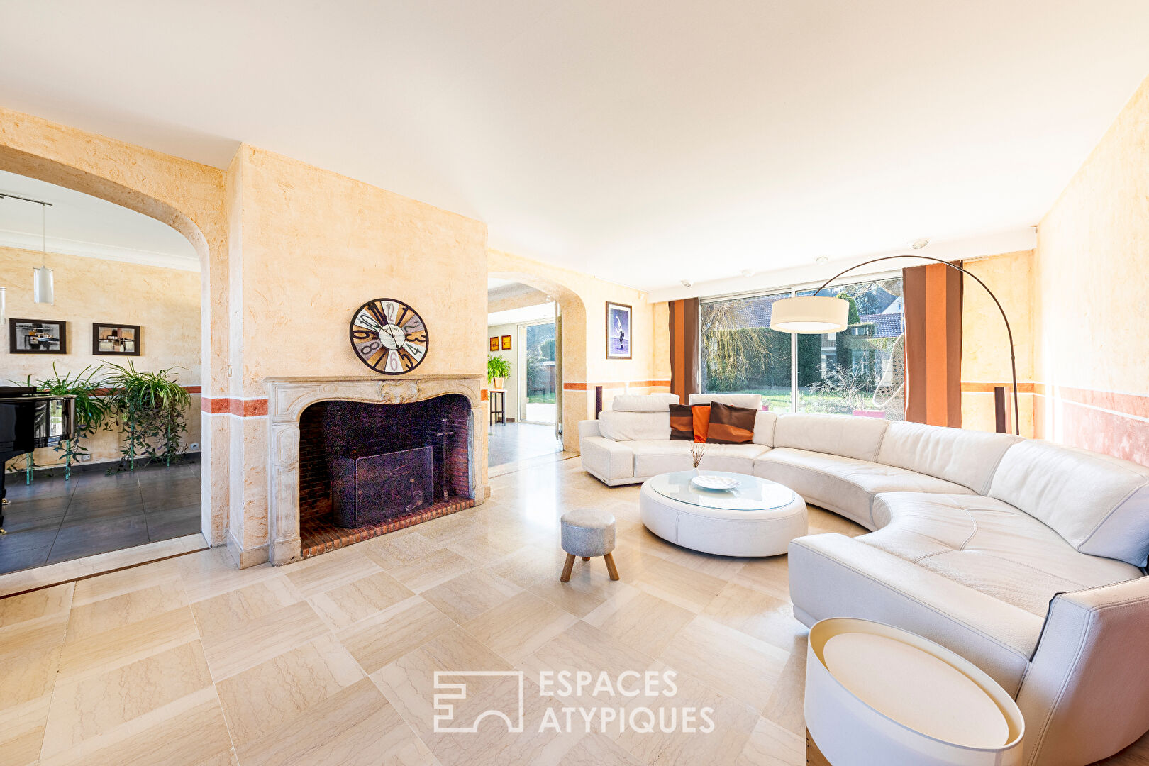 La Lumineuse – Maison bourgeoise début de siècle avec extension.